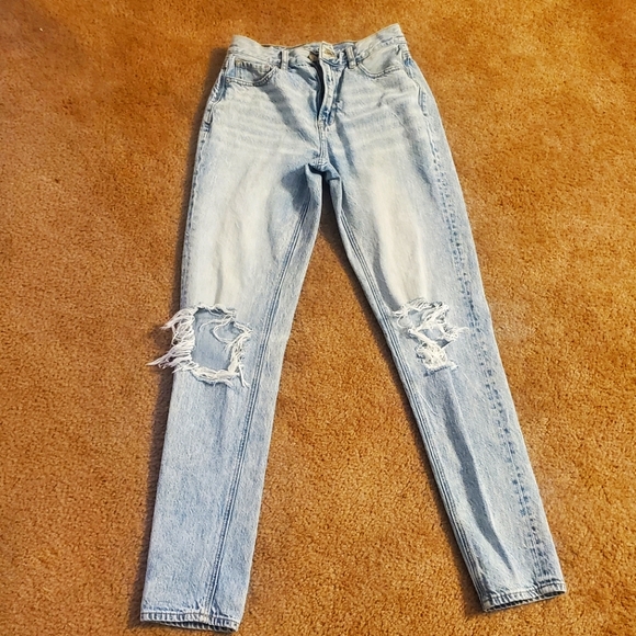 American Eagle Outfitters Denim - American Eagle mom jeans